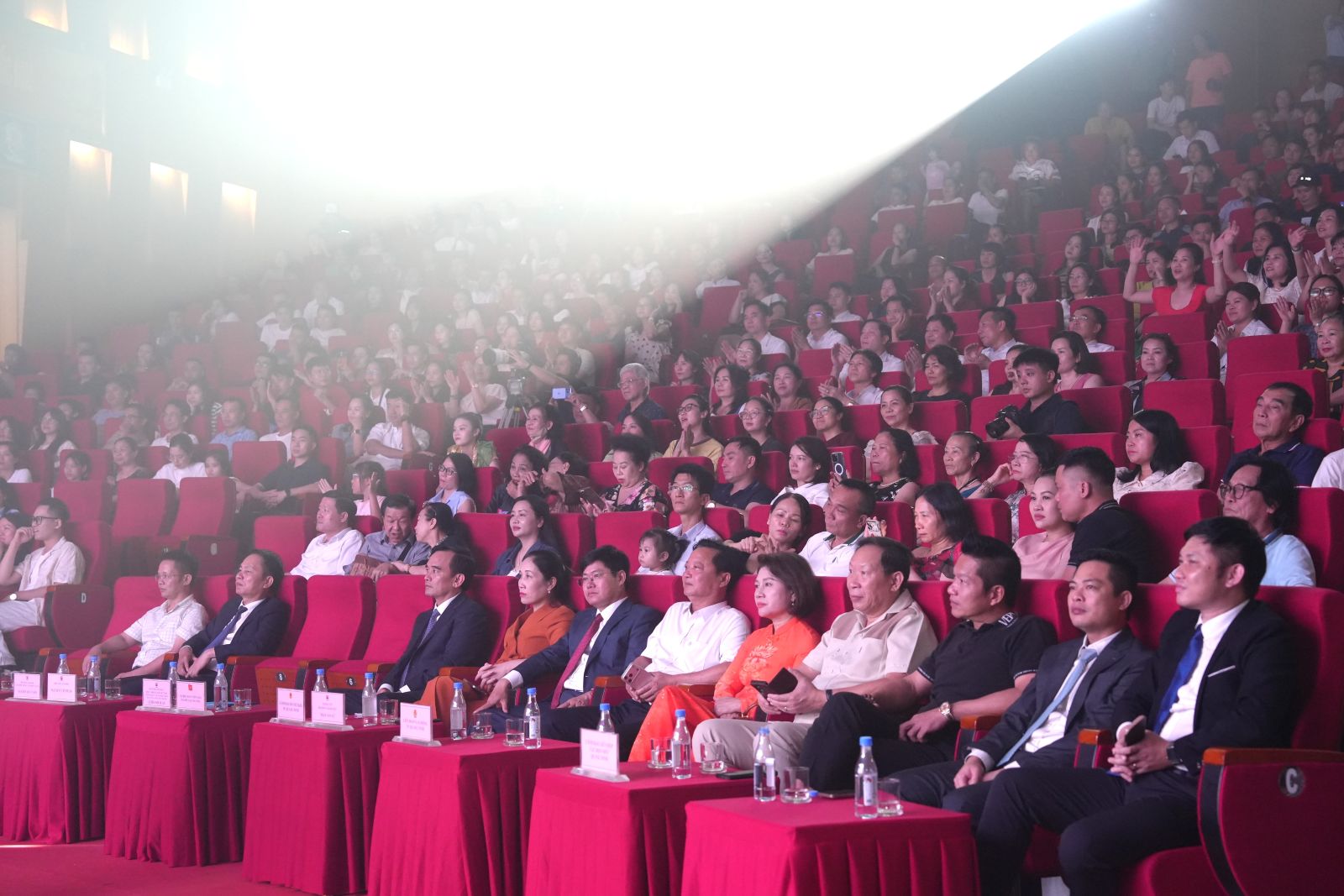 Khai mạc Hội diễn Nghệ thuật quần chúng TKV năm 2026
