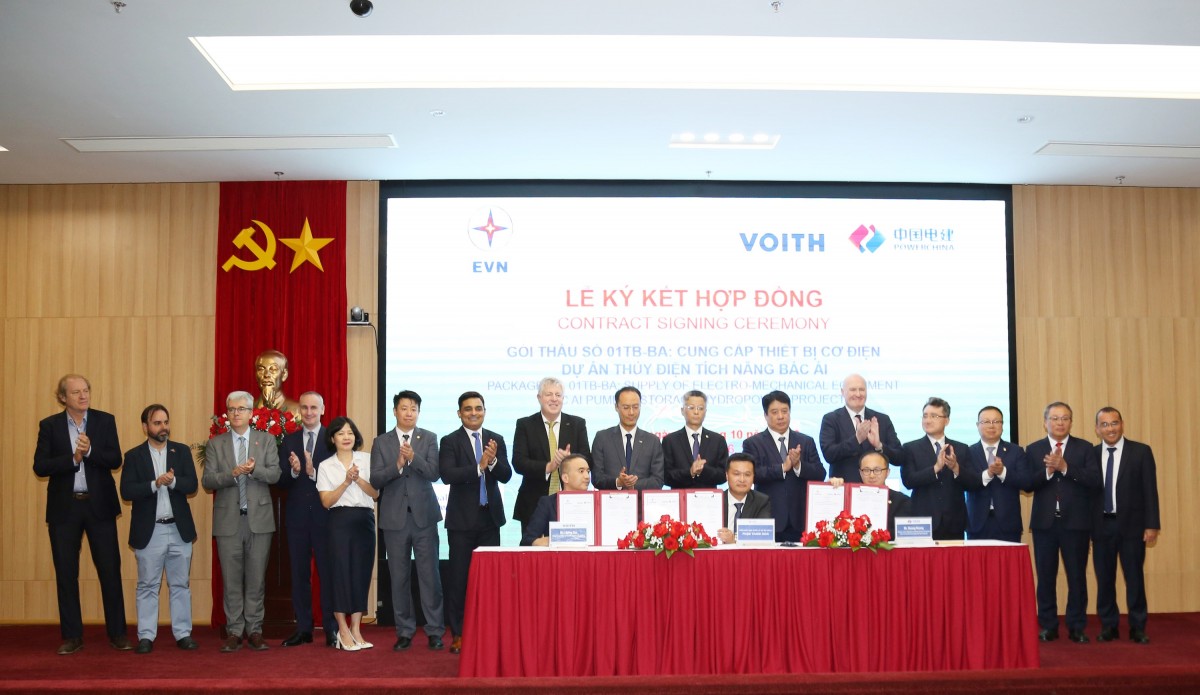 Ký hợp đồng cung cấp thiết bị cơ điện dự án Thủy điện Tích năng Bác Ái Ký hợp đồng cung cấp thiết bị cơ điện dự án Thủy điện Tích năng Bác Ái
