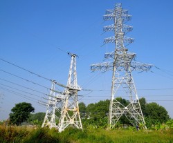 Đóng điện ĐZ 220 kV Vũng Áng-Ba Đồn-Đồng Hới