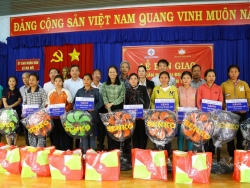 Công ty ĐHĐ tham gia bàn giao nhà Đại đoàn kết tại huyện Ninh Sơn