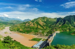 Thủy điện Sơn La sau 8 năm xây dựng và phát triển
