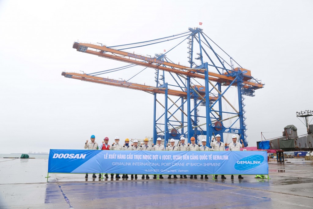 Doosan Vina hoàn tất đơn hàng 8 cẩu bờ STS cho cảng quốc tế Gemalink