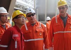 Rosneft sẽ mở rộng khai thác dầu khí trên Biển Đông