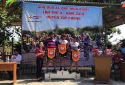 Công ty Nhiệt điện Vĩnh Tân tài trợ giải “Đua xe đạp mùa xuân”