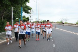Gần 200 VĐV tham gia giải chạy bộ tích lũy KVT RUN UPRACE 2021