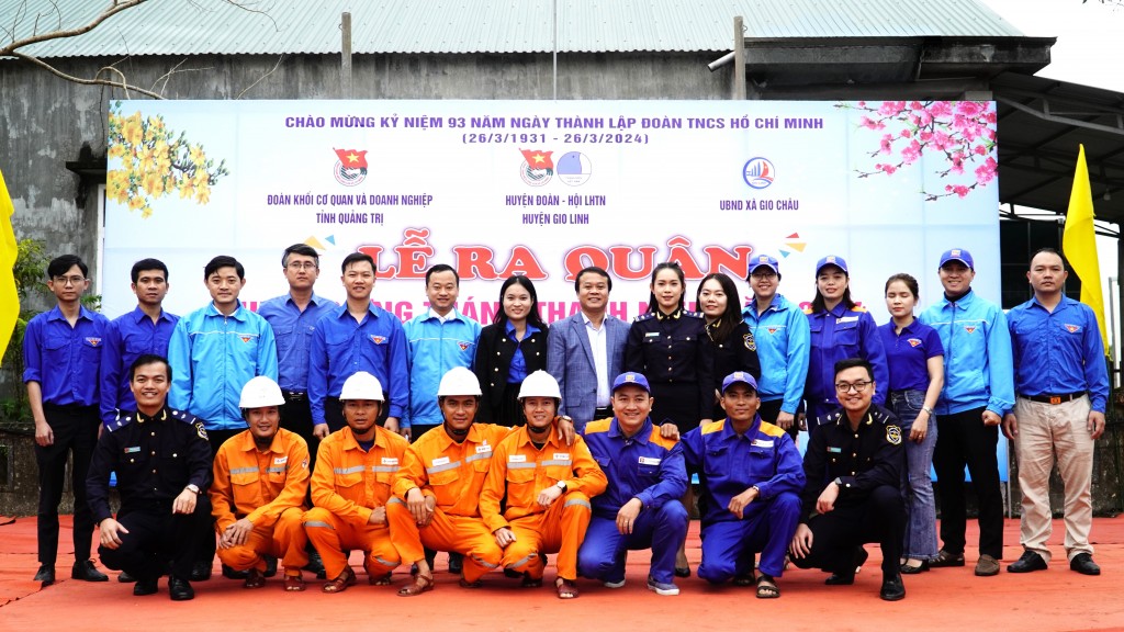 Tuổi trẻ PC Quảng Trị hưởng ứng Tháng Thanh niên 2024 bằng công trình ‘Ánh sáng đường quê’