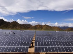 Trung Quốc nỗ lực "xanh hóa" ngành năng lượng