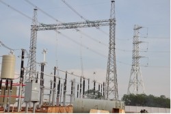 Đóng điện ngăn xuất tuyến 500 kV đi Pleiku