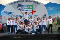 Doosan Vina với lễ hội “Đoàn kết một lòng"