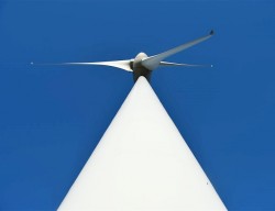 Gia hạn tiến độ đầu tư dự án điện gió Cầu Đất