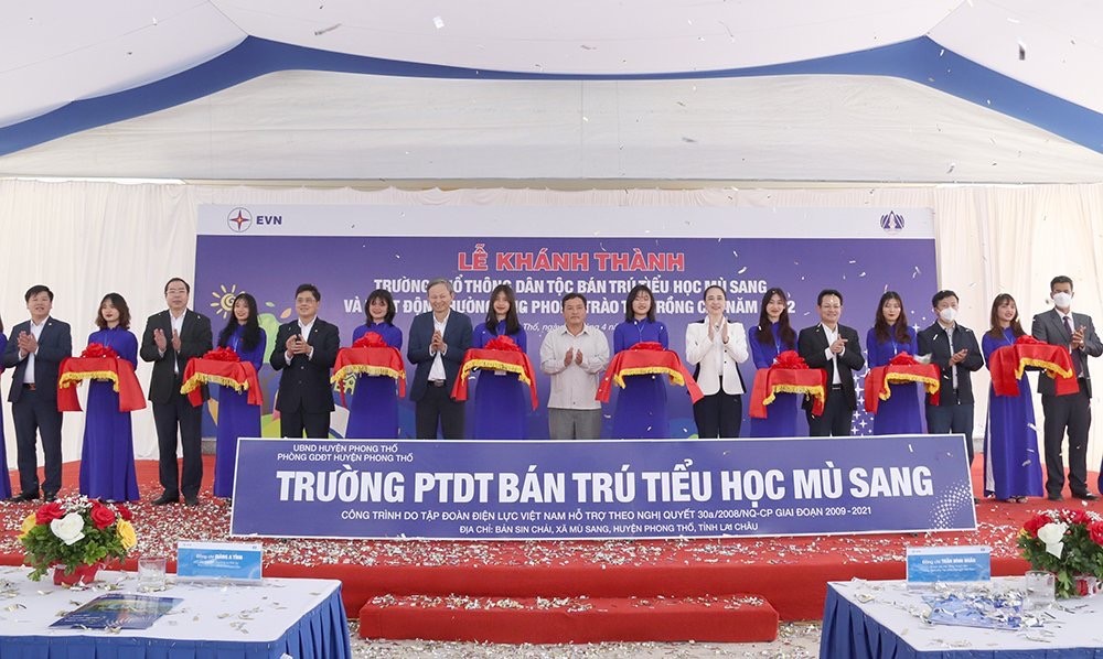 Khánh thành trường tiểu học bán trú tại Sơn La do EVN tài trợ kinh phí