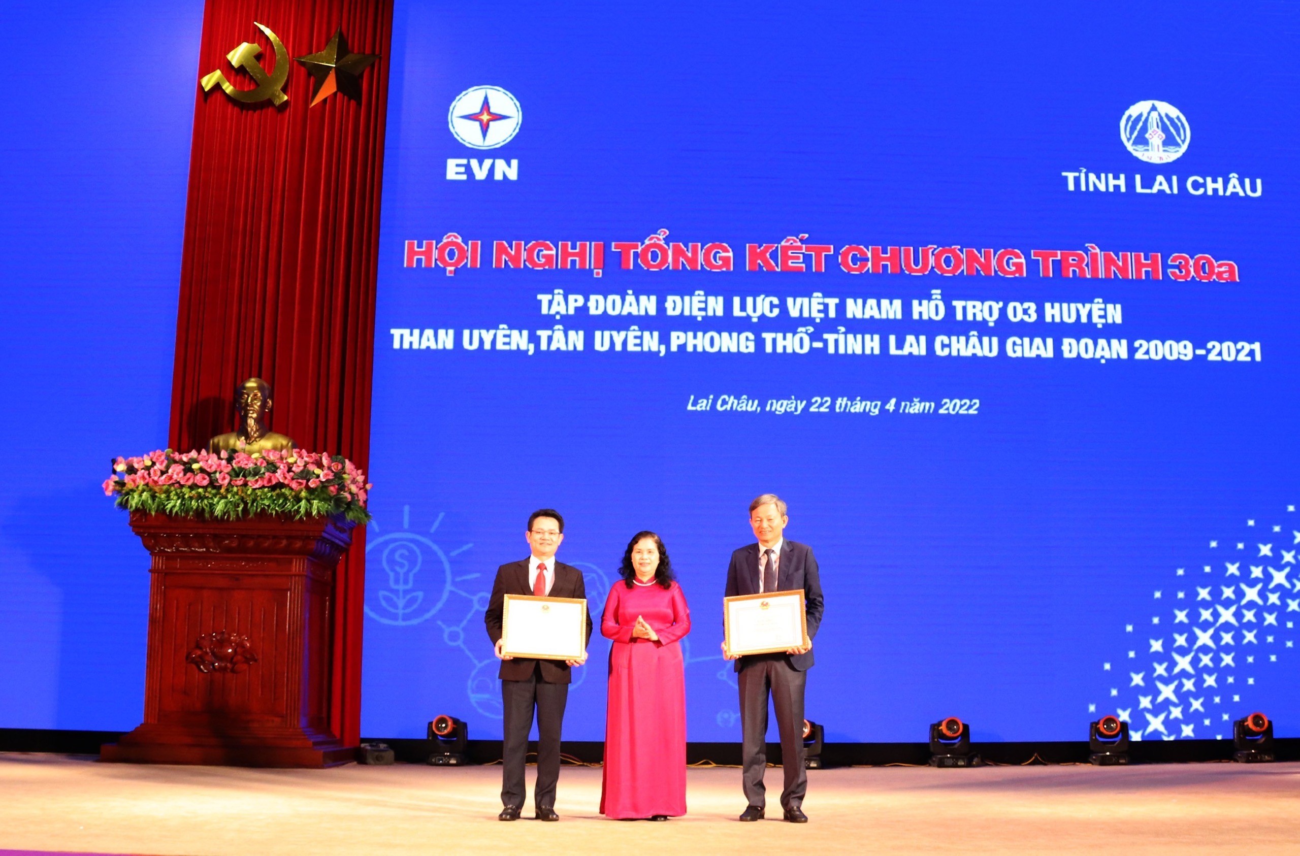 Tổng kết Chương trình 30a, EVN hỗ trợ 3 huyện nghèo tại Lai Châu