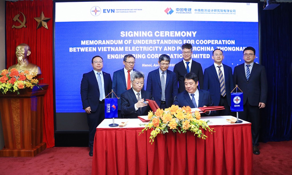 EVN và PowerChina Zhongnan ký hợp tác phát triển các dự án điện