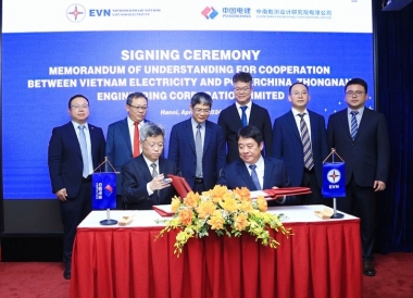 EVN và PowerChina Zhongnan ký hợp tác phát triển các dự án điện