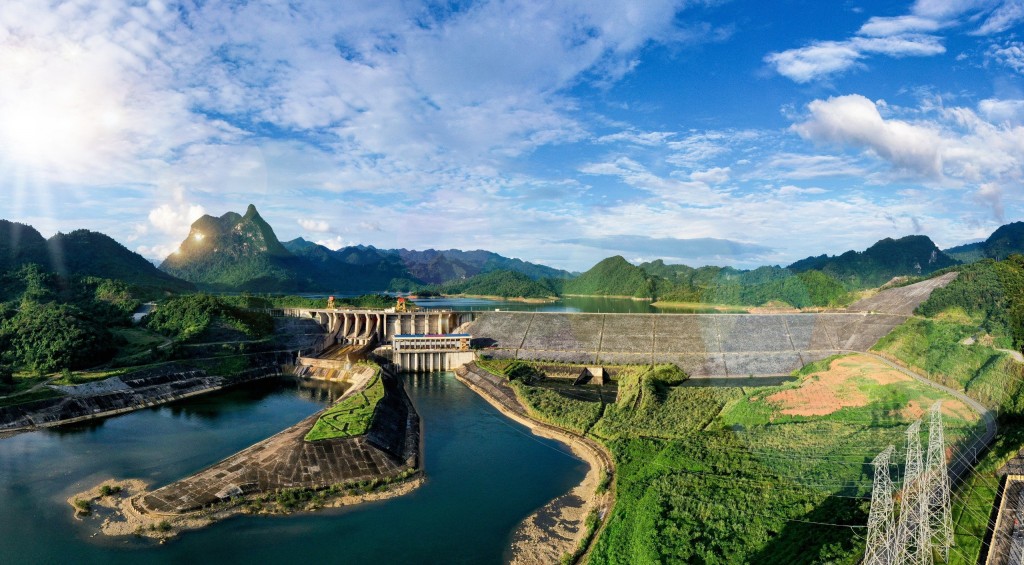 Công ty Thủy điện Tuyên Quang góp phần đảm bảo an ninh năng lượng quốc gia