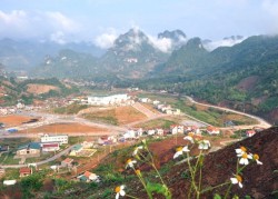 Tập trung hoàn thành tái định cư thủy điện Sơn La