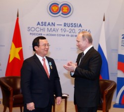 Tổng thống Nga tặng Huân chương Hữu nghị cho Chủ tịch PVN