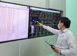 Đóng điện dự án nâng công suất Trạm biến áp 220 kV Sơn Hà