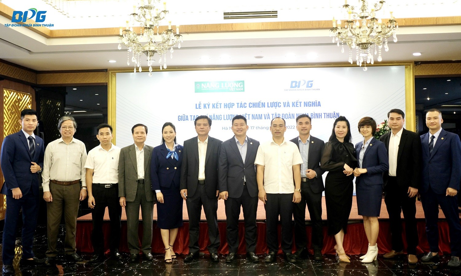 Tập đoàn Nhựa Bình Thuận và Tạp chí Năng lượng Việt Nam ký kết hợp tác chiến lược