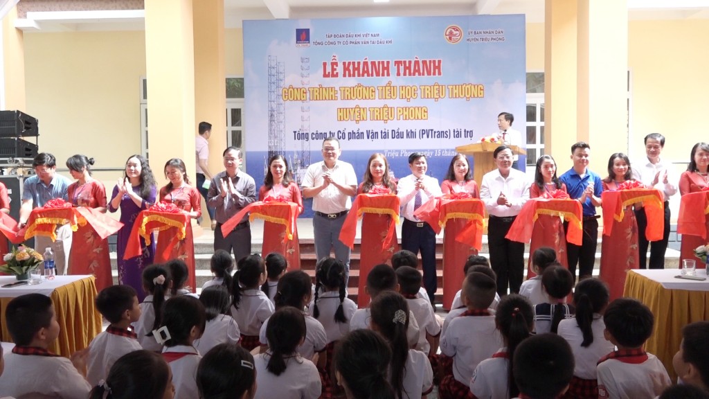 Khánh thành công trình trường học tại Quảng Trị do PVTrans tài trợ