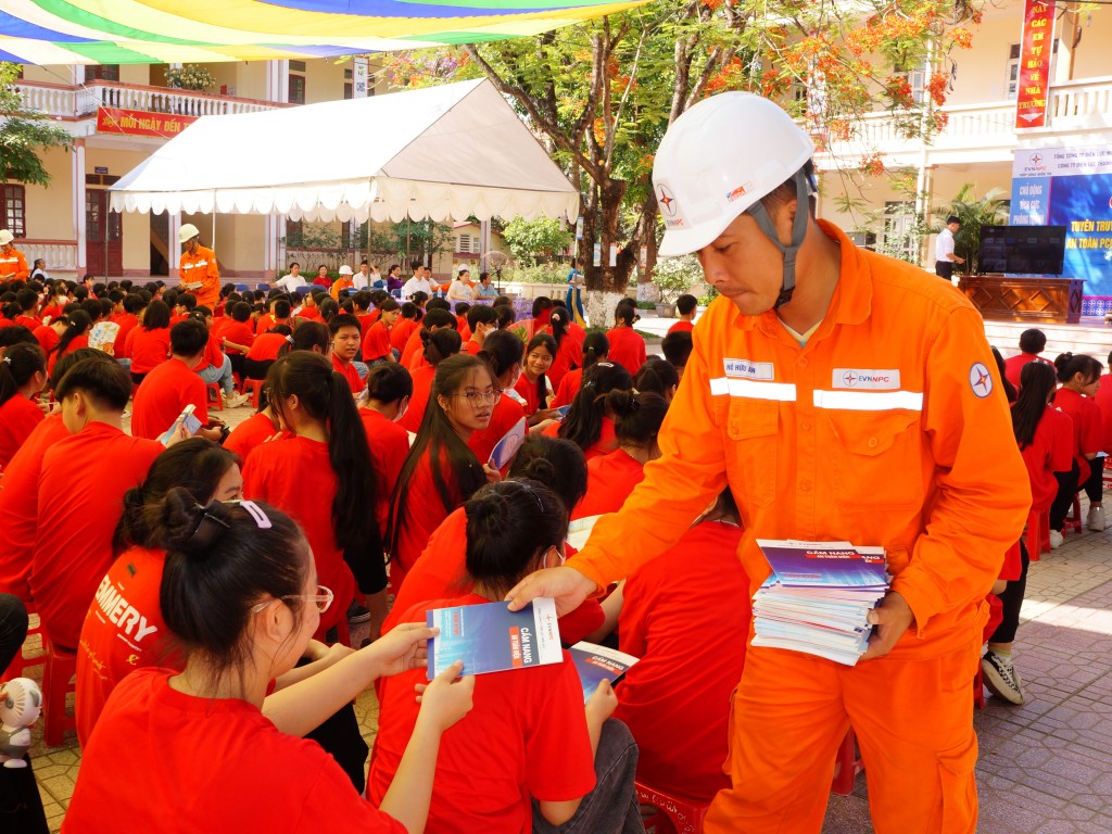 Hiệu quả từ việc đảm bảo hành lang an toàn lưới điện tại Thanh Hóa