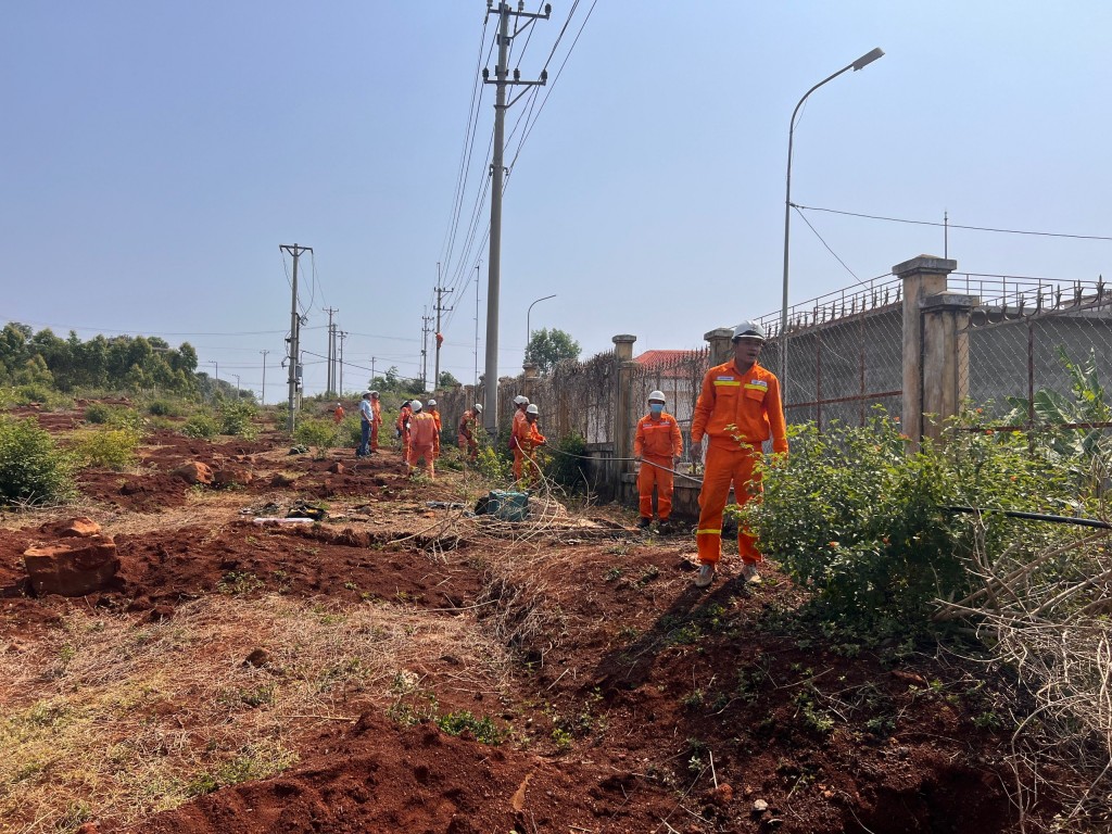 Thủy điện An Khê - Ka Nak đảm bảo an toàn tuyến đường dây 22 kV