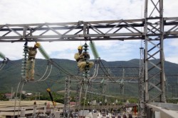 Thêm công trình tăng cường cấp điện cho miền Trung