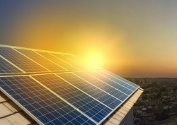 HSBC hỗ trợ vốn cho cá nhân lắp điện mặt trời trên mái nhà