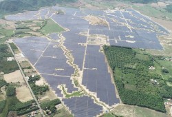 Khánh thành nhà máy điện mặt trời lớn nhất miền Trung