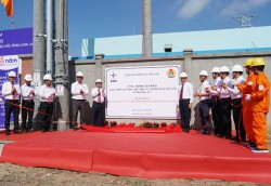 Gắn biển công trình TBA 110 kV Thủ Thừa và đường dây đấu nối tỉnh Long An