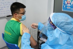 PVFCCo triển khai tiêm vắc-xin phòng Covid-19 cho người lao động
