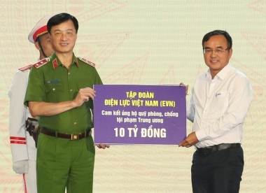 EVN ủng hộ 10 tỷ đồng cho Quỹ phòng, chống tội phạm Trung ương