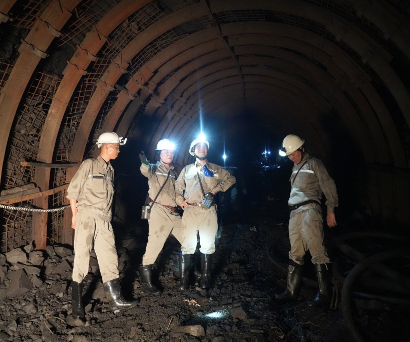 Tình hình triển khai dự án đầu tư mỏ Khe Chàm II và IV
