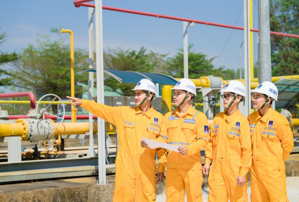 PV GAS DISTR - Nỗ lực không ngừng, vững bước thành công