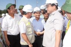 PTT thị sát điểm giao đường điện với cao tốc Đà Nẵng-Quảng Ngãi