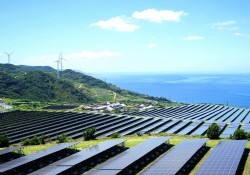 Giải tỏa công suất nguồn điện mặt trời: Vướng mắc ở đâu?