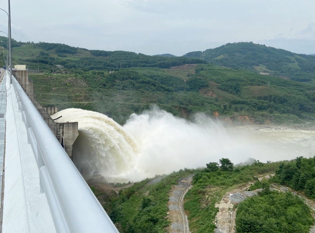 Các nhà máy thủy điện tại Quảng Nam chung tay ứng phó với thiên tai