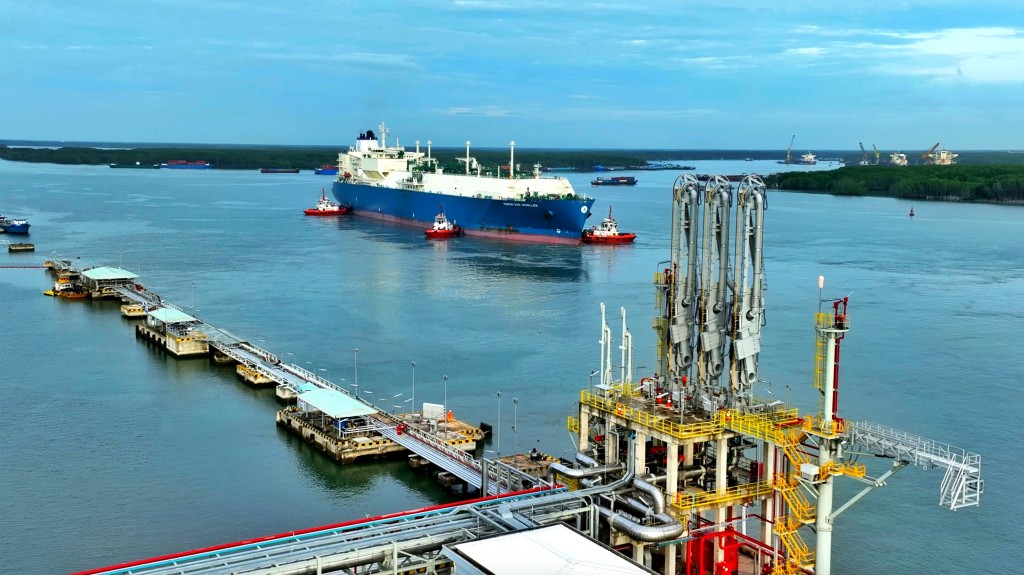PV GAS hoàn thành tiếp nhận gần 70.000 tấn LNG đầu tiên về kho cảng Thị Vải