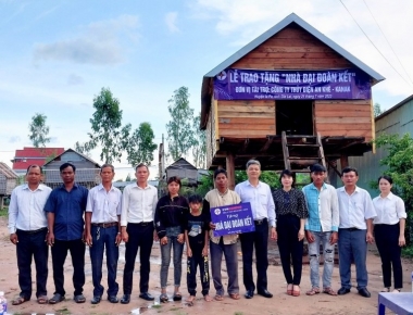 Thủy điện An Khê - Ka Nak trao tặng nhà Đại đoàn kết tại tỉnh Gia Lai