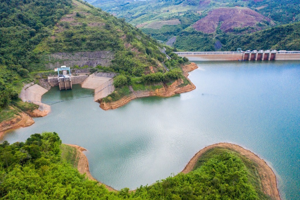Hồ chứa Thủy điện Đồng Nai 3 phát huy vai trò cắt giảm lũ cho hạ du