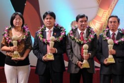 PTSC nhận giải thưởng "100 thương hiệu Việt bền vững năm 2012"