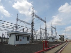 Đóng điện Trạm biến áp 220 kV Đức Trọng và nhánh rẽ