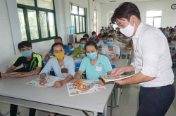 PC Trà Vinh tuyên truyền sử dụng điện an toàn, tiết kiệm cho người lao động