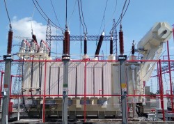 Đóng điện công trình nâng công suất Trạm biến áp 220 kV Bến Tre