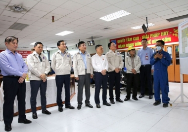 Đoàn công tác của Quốc hội làm việc tại Công ty Lọc hóa dầu Bình Sơn