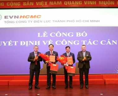EVNHCMC công bố quyết định bổ nhiệm 2 Phó Tổng Giám đốc