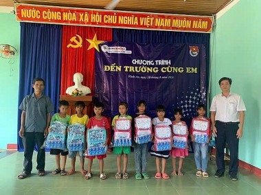 Thủy điện An Khê - Ka Nak triển khai nhiều hoạt động thiết thực với làng kết nghĩa Xà Tang