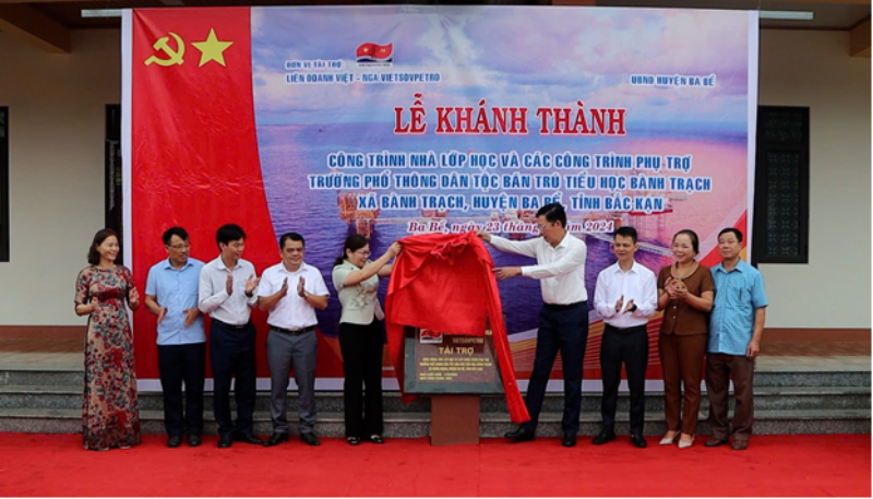 Vietsovpetro khánh thành công trình an sinh xã hội tại tỉnh Bắc Kạn và Nam Định