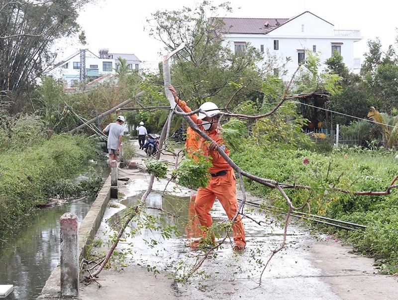 Tình hình thủy văn tại các hồ thuỷ điện và khôi phục lưới điện sau bão Noru