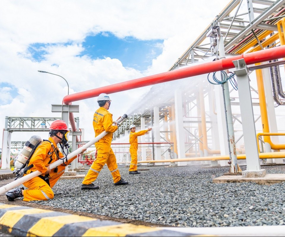 PV GAS CA MAU triển khai các chương trình đảm bảo an ninh, an toàn công trình khí